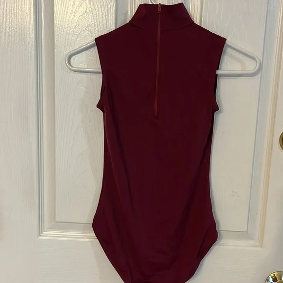 Balera burgundy mock neck leotard - Picture 3 of 5